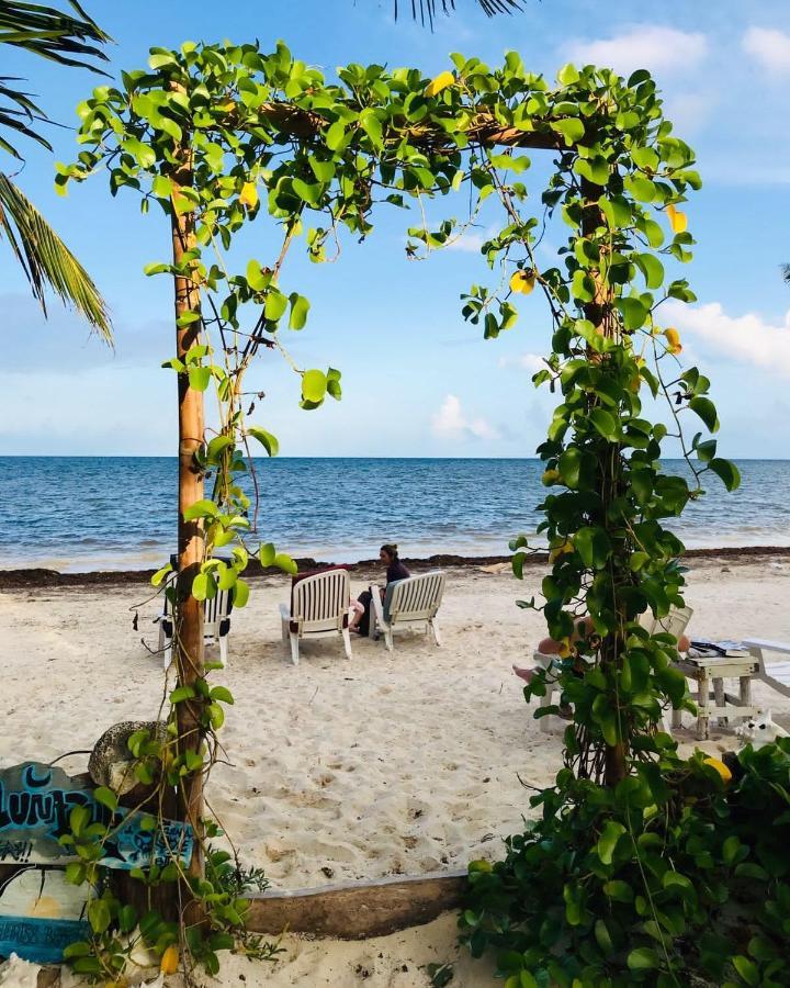 Lunazul Eco-Cabana Frente Al Mar Mahahual Ngoại thất bức ảnh
