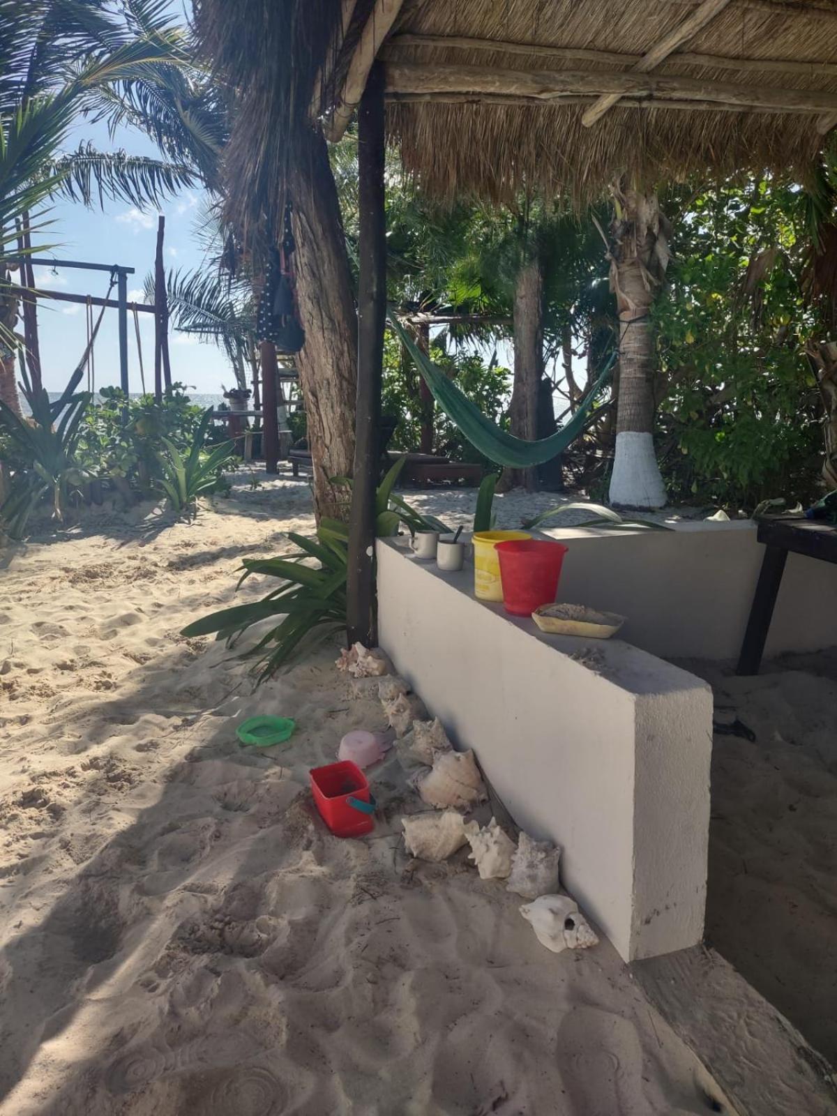 Lunazul Eco-Cabana Frente Al Mar Mahahual Ngoại thất bức ảnh