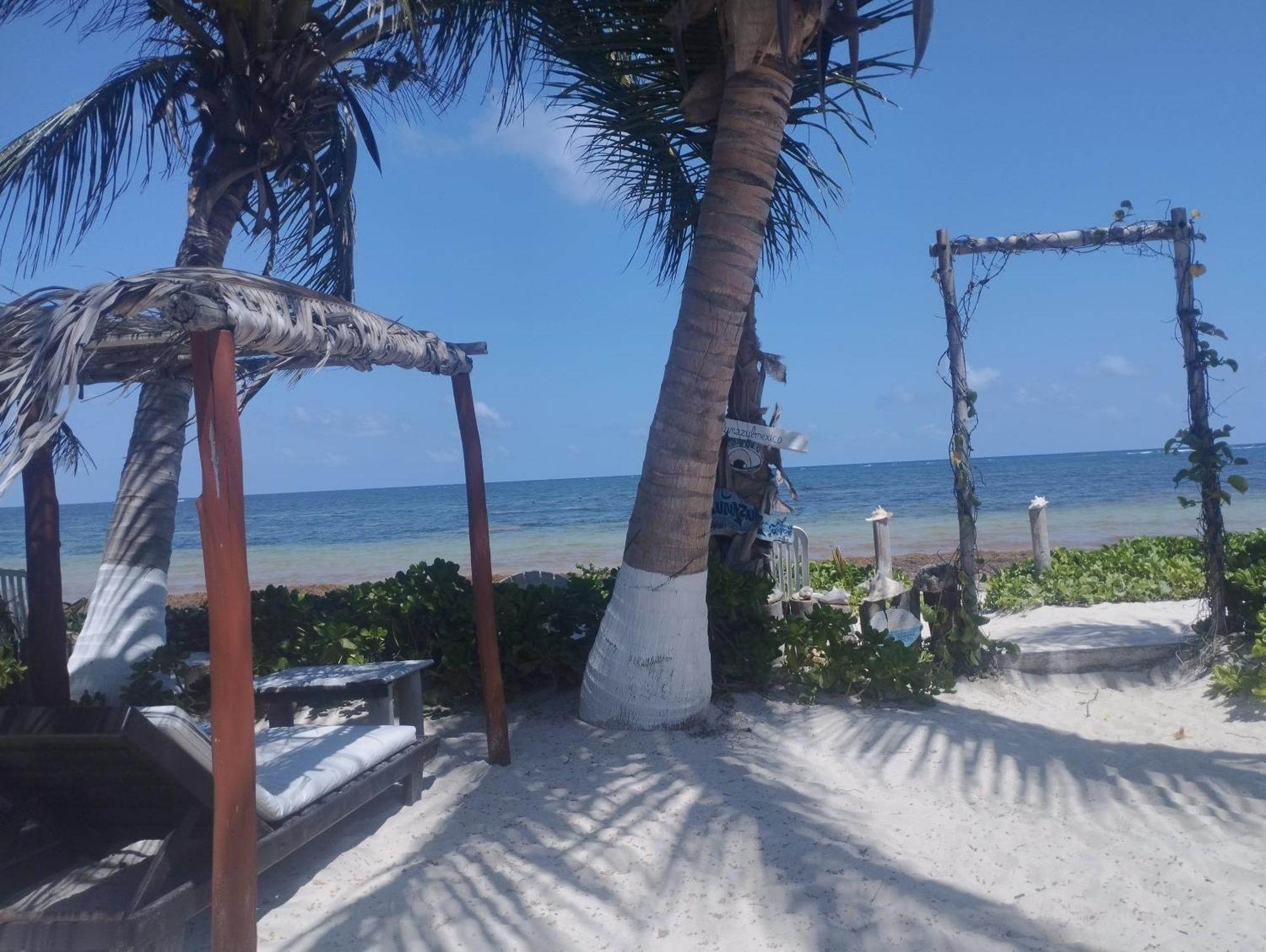 Lunazul Eco-Cabana Frente Al Mar Mahahual Ngoại thất bức ảnh